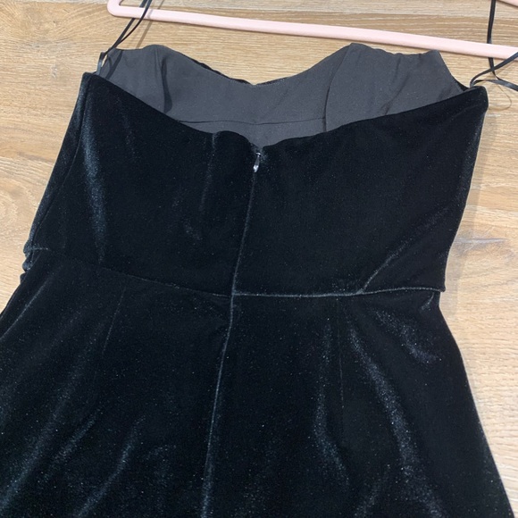 The Bar Dion Dress - Picture 5 of 7